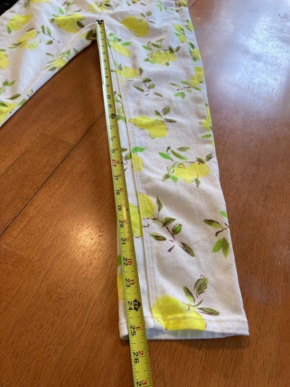Kate Spade Broome Street Lemon Print Skinny Ankle Jeans Size 28 White Yellow